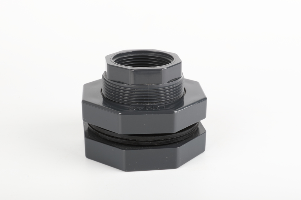 下花园水箱接头